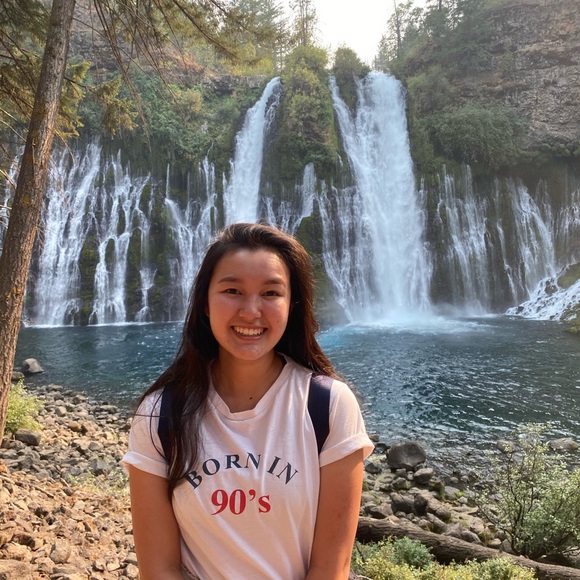 Meet your Posher, Megan - Picture 1 of 1